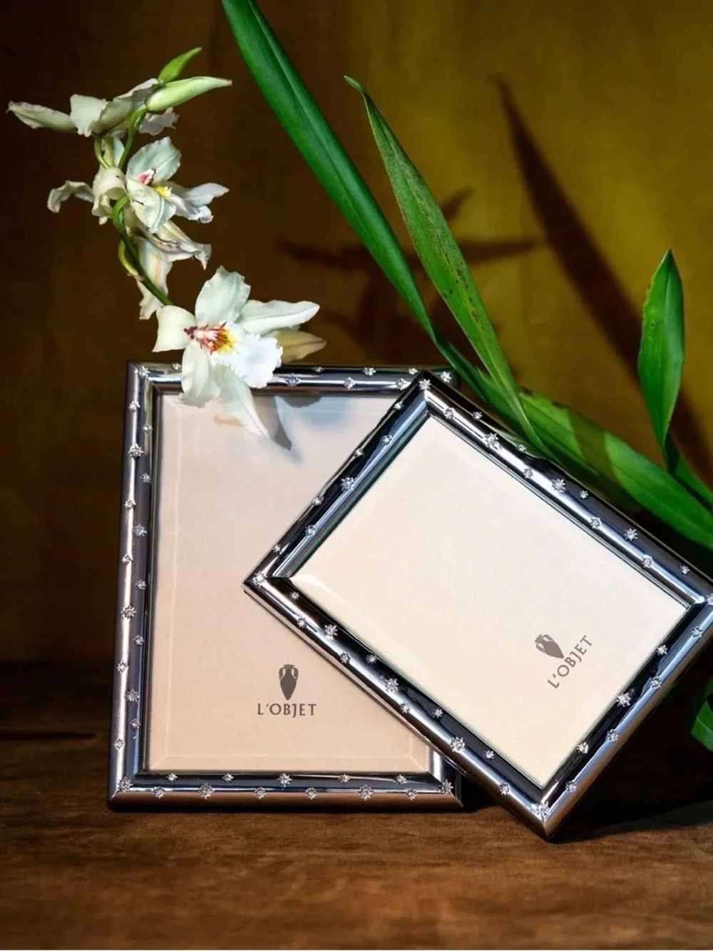 NIB L’OBJET Stars Platinum Swarovski Frames 4x6 + 8x10 Set